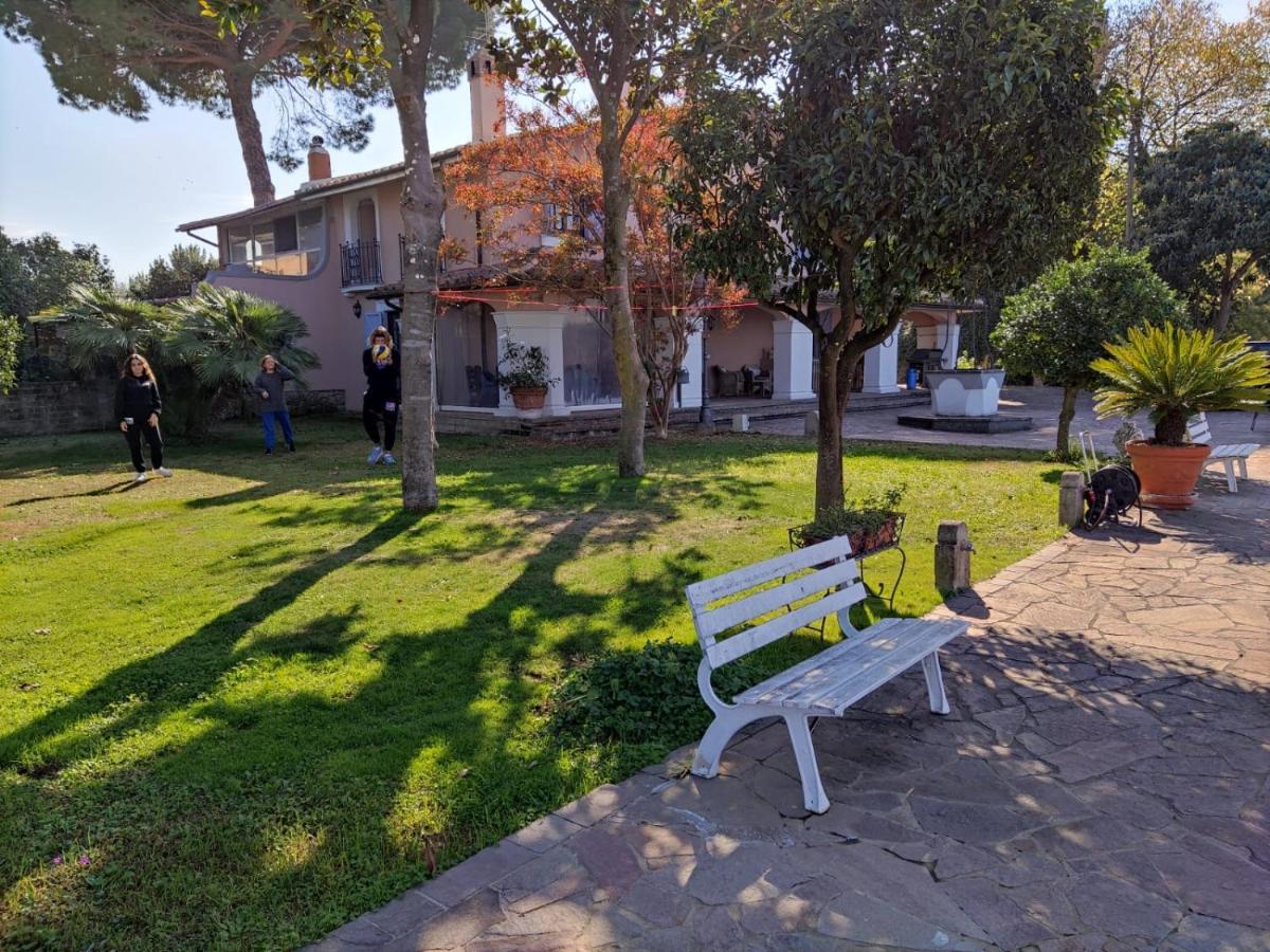 La Villa Di Augusto Anguillara Sabazia Luaran gambar